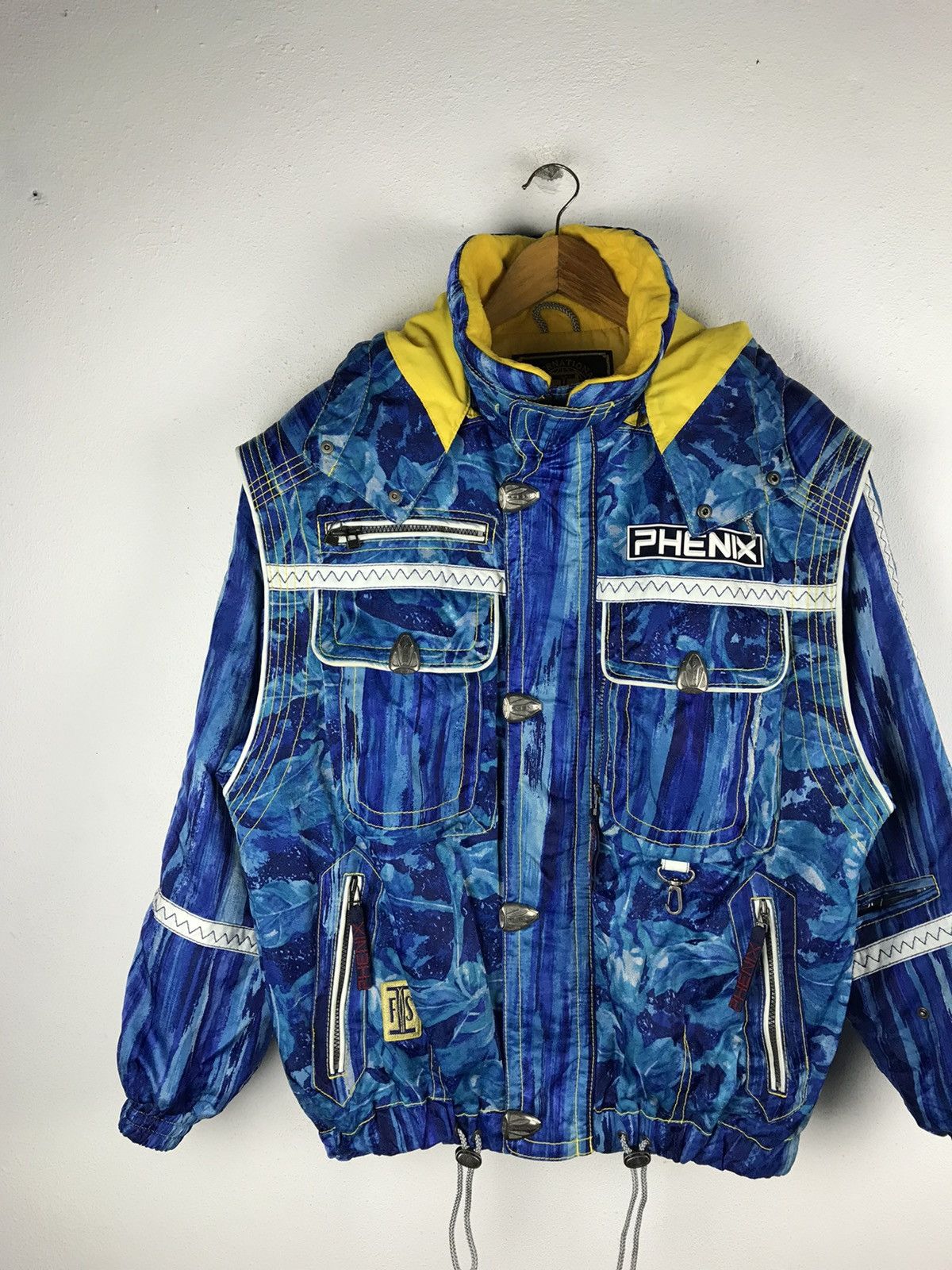 Japanese Brand Vintage Phenix Ski Jacket Japan Blue Yellow FIS Competition Size US L / EU 52-54 / 3 - 4 Thumbnail