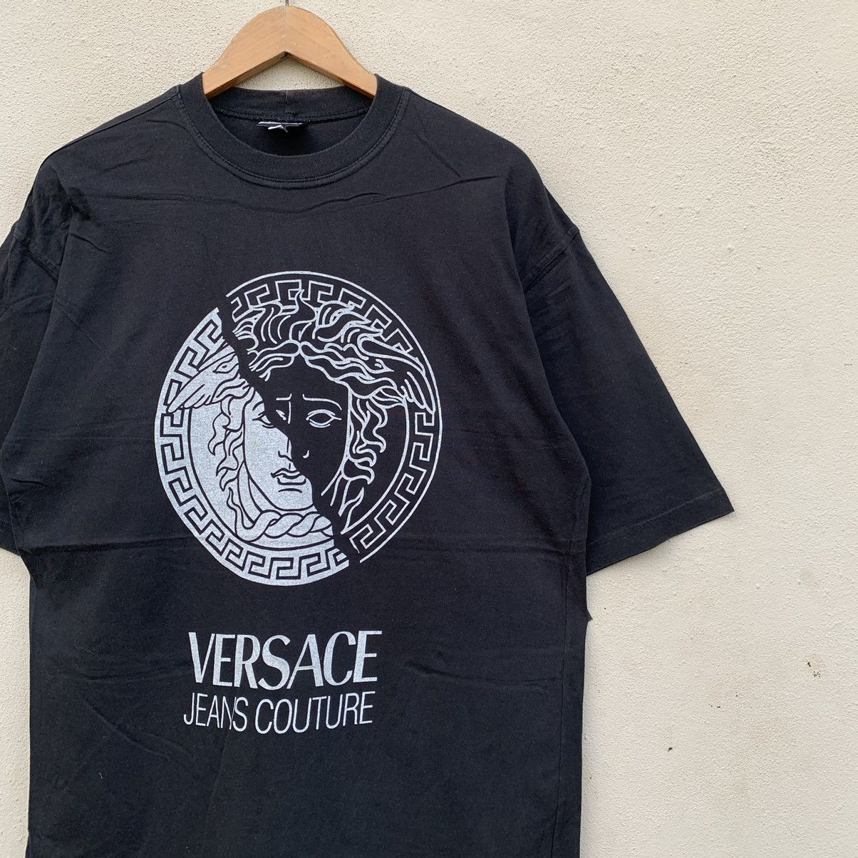 Versace Jeans Couture VERSACE JEANS COUTURE BIG LOGO MEDUSA T-Shirt Size US L / EU 52-54 / 3 - 3 Thumbnail