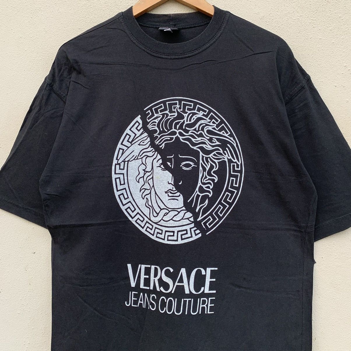 Versace Jeans Couture VERSACE JEANS COUTURE BIG LOGO MEDUSA T-Shirt Size US L / EU 52-54 / 3 - 2 Thumbnail