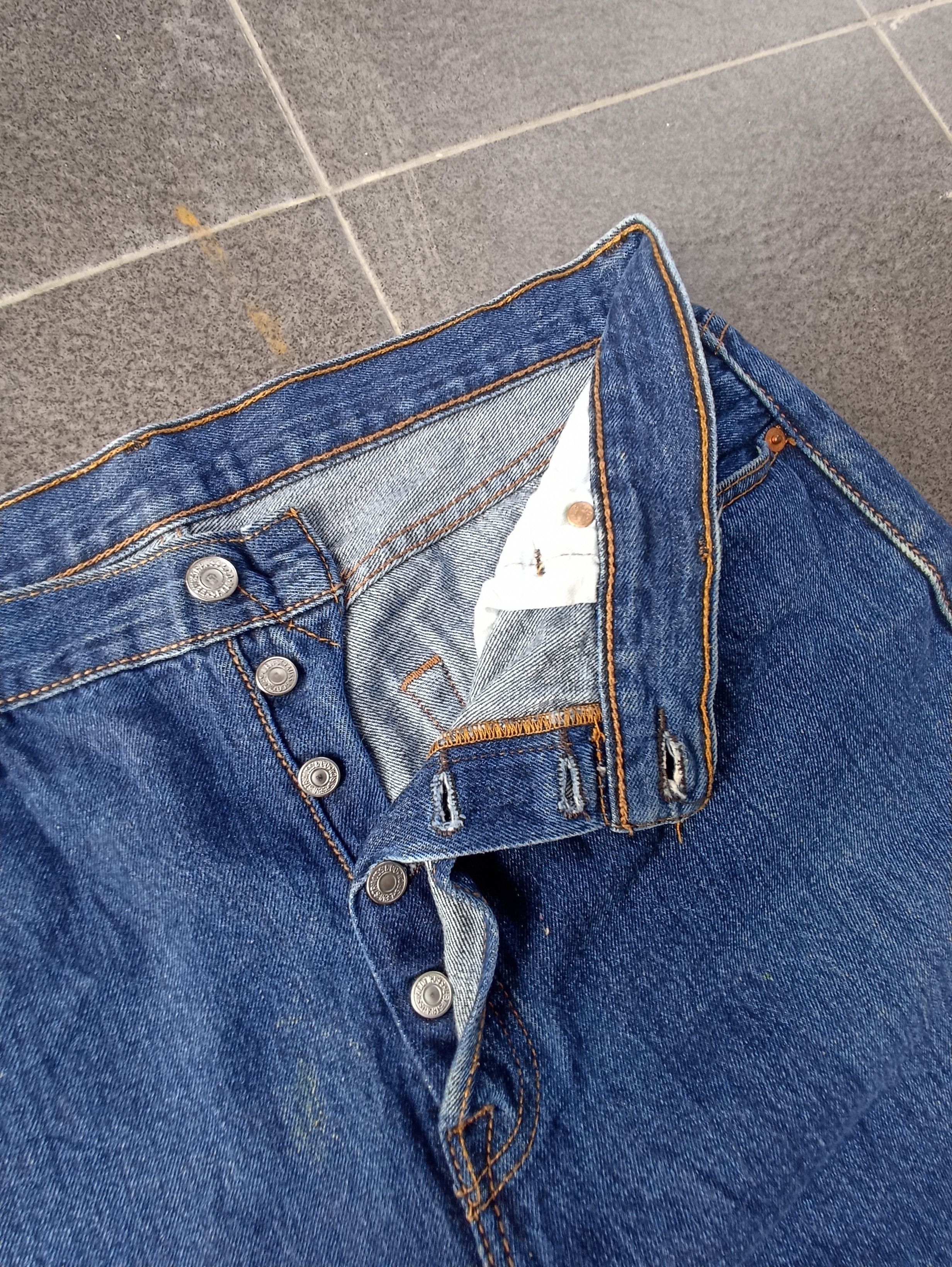 Jean × Levi's × Vintage Vintage Levis 501 Blue Jeans - J196 Size US 36 / EU 52 - 3 Thumbnail