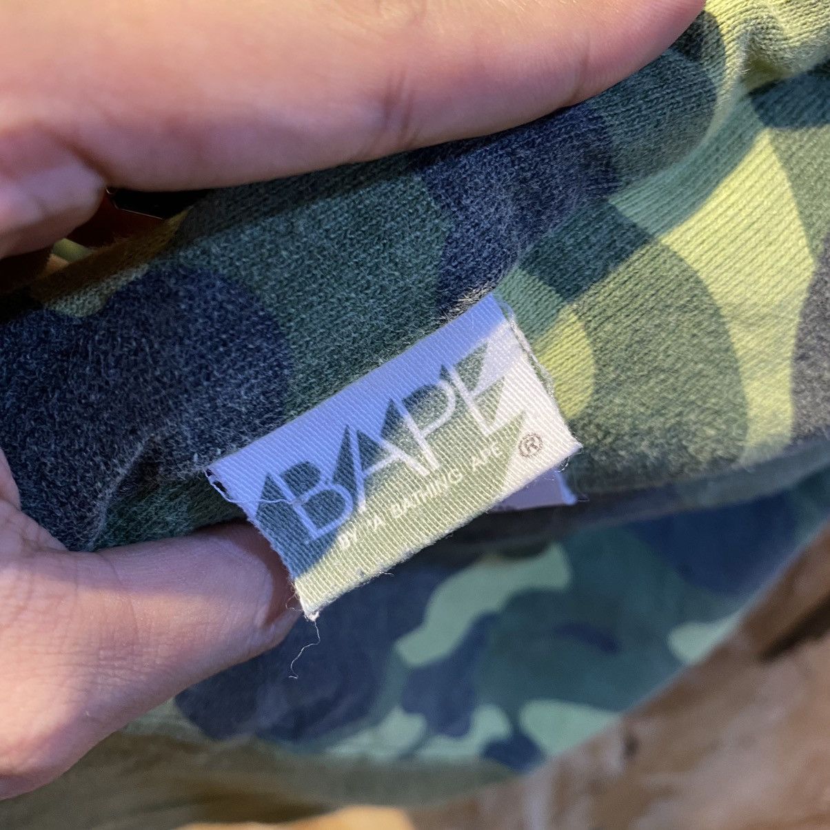 Bape × Vintage VERY RARE‼️A Bathing Ape College Camo Reversible Sweatshirt Size US L / EU 52-54 / 3 - 12 Thumbnail