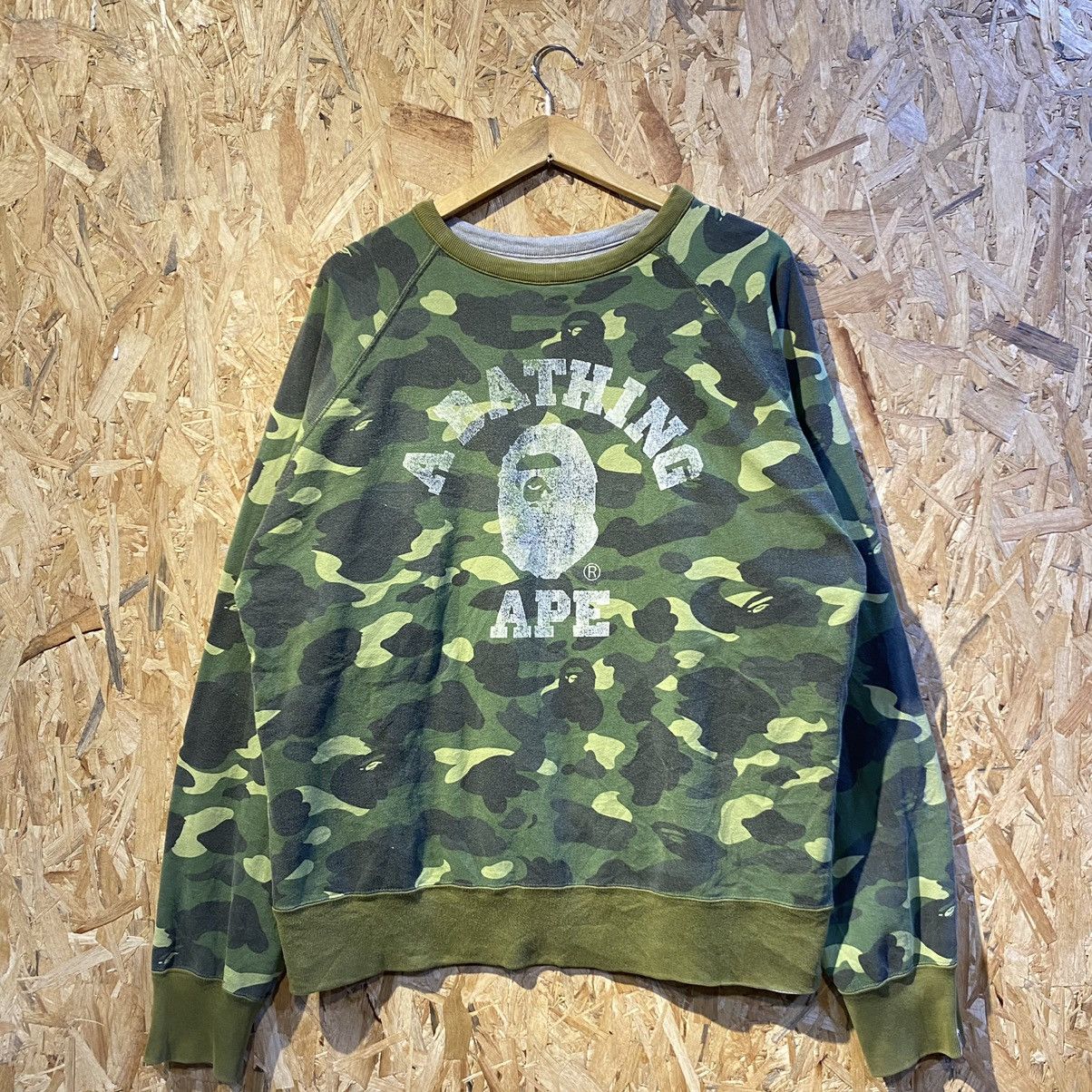 Bape × Vintage VERY RARE‼️A Bathing Ape College Camo Reversible Sweatshirt Size US L / EU 52-54 / 3 - 1 Thumbnail