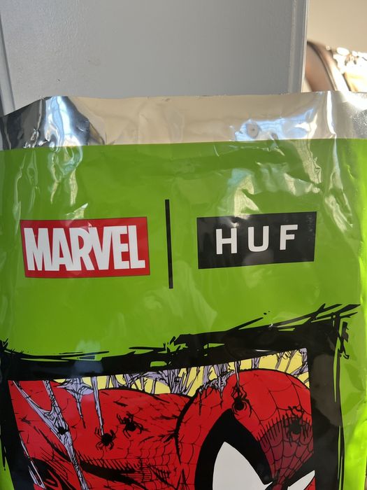 Huf HUF x MARVEL SPIDER-MAN SKATE DECK Size ONE SIZE - 2 Preview