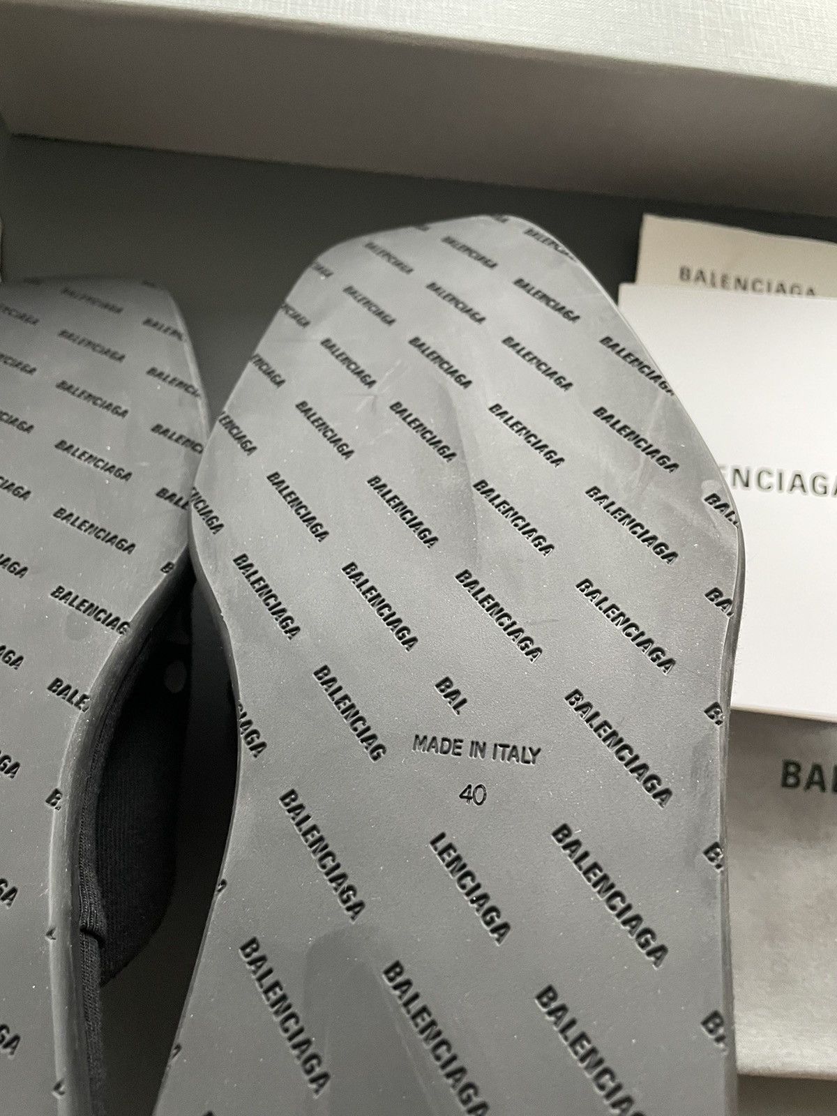 Balenciaga Runway Brand New Paris Eiffel Tower Balenciaga Logo Slipper Size US 7 / EU 40 - 13 Thumbnail