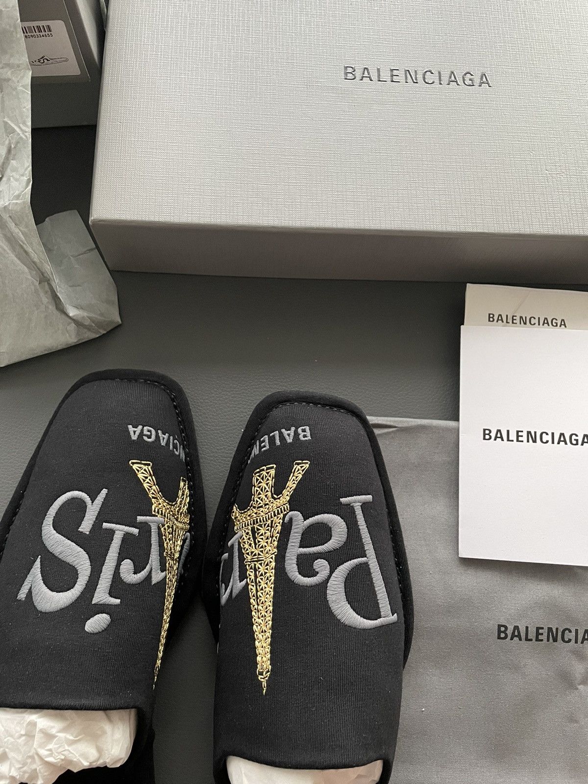 Balenciaga Runway Brand New Paris Eiffel Tower Balenciaga Logo Slipper Size US 7 / EU 40 - 9 Thumbnail
