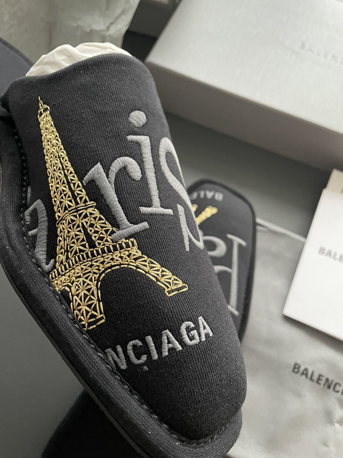 Balenciaga Runway Brand New Paris Eiffel Tower Balenciaga Logo Slipper Size US 7 / EU 40 - 10 Thumbnail