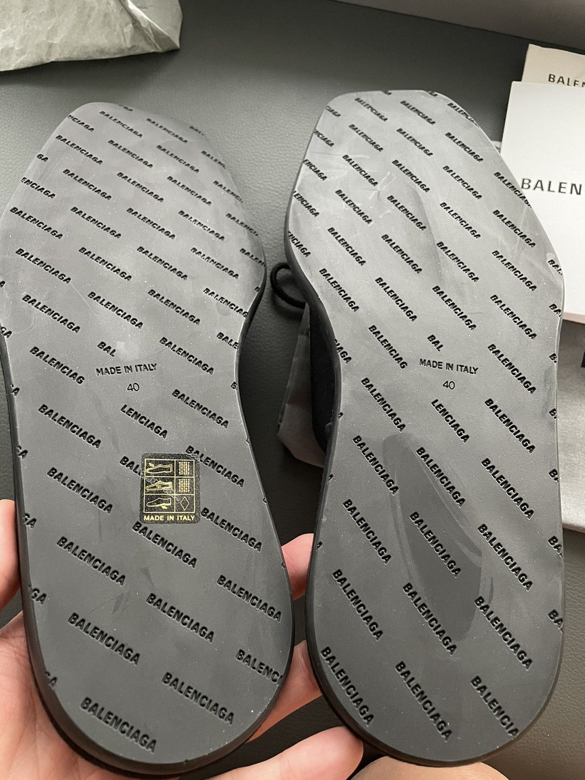 Balenciaga Runway Brand New Paris Eiffel Tower Balenciaga Logo Slipper Size US 7 / EU 40 - 7 Thumbnail