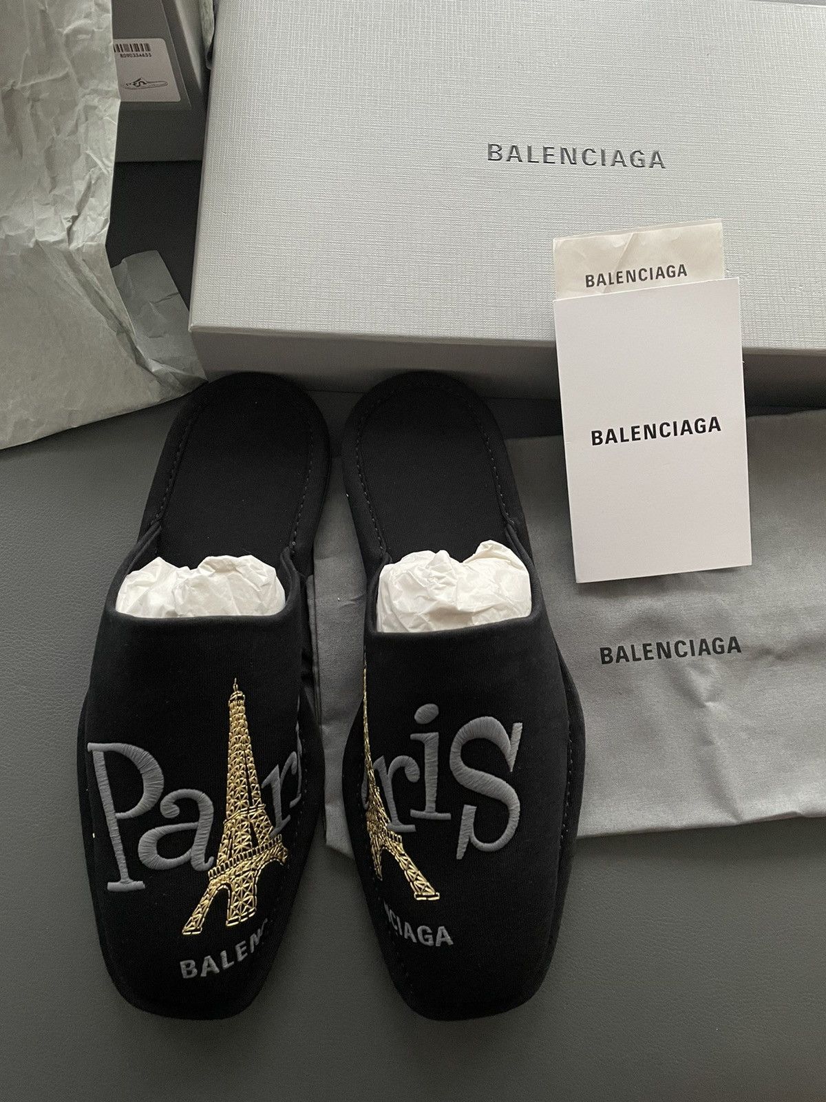 Balenciaga Runway Brand New Paris Eiffel Tower Balenciaga Logo Slipper Size US 7 / EU 40 - 1 Thumbnail