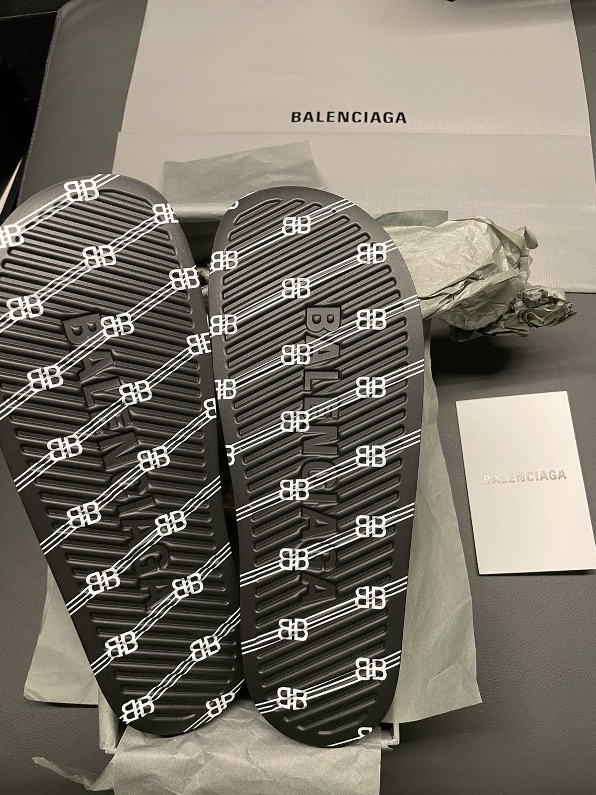 Balenciaga NEW Rare Runway Limited Edition License BB Logo Pool Slides Size US 11 / EU 44 - 5 Thumbnail