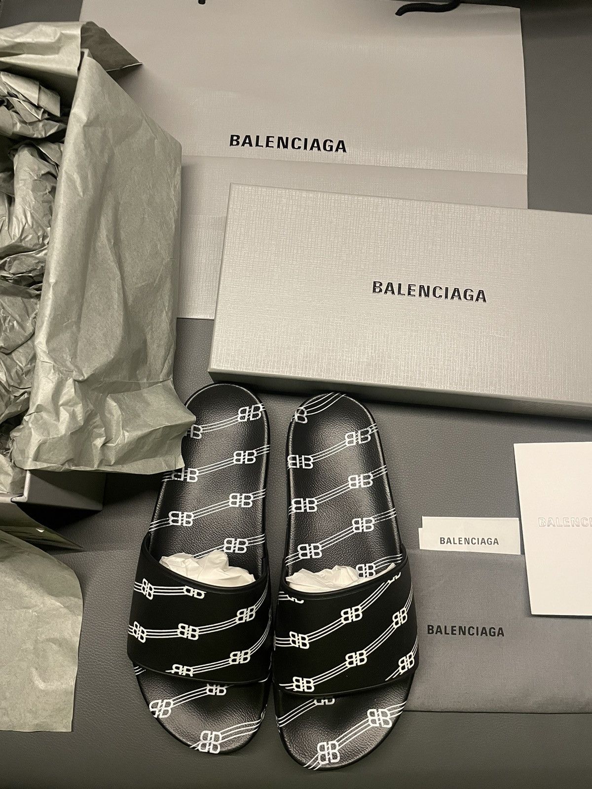 Balenciaga NEW Rare Runway Limited Edition License BB Logo Pool Slides Size US 11 / EU 44 - 25 Thumbnail