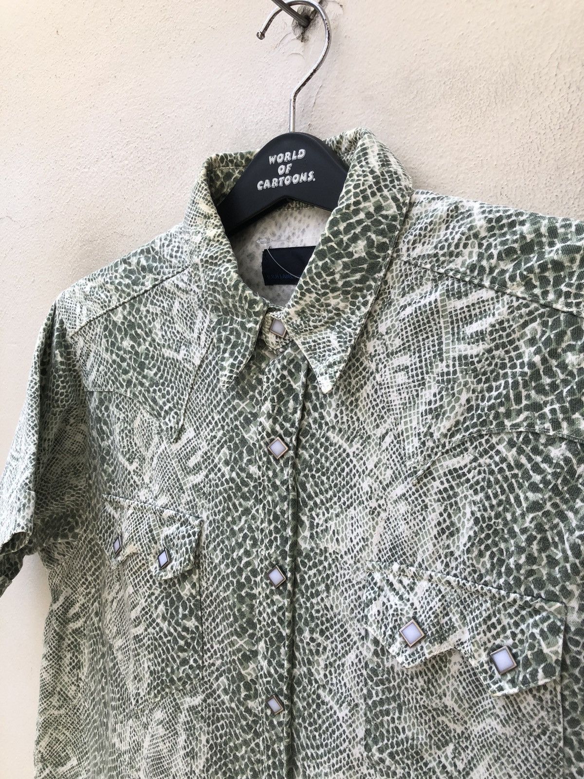 Vintage Vintage 90s B.B.H Label Japan Snake Scale Western Shirt Size US M / EU 48-50 / 2 - 7 Thumbnail