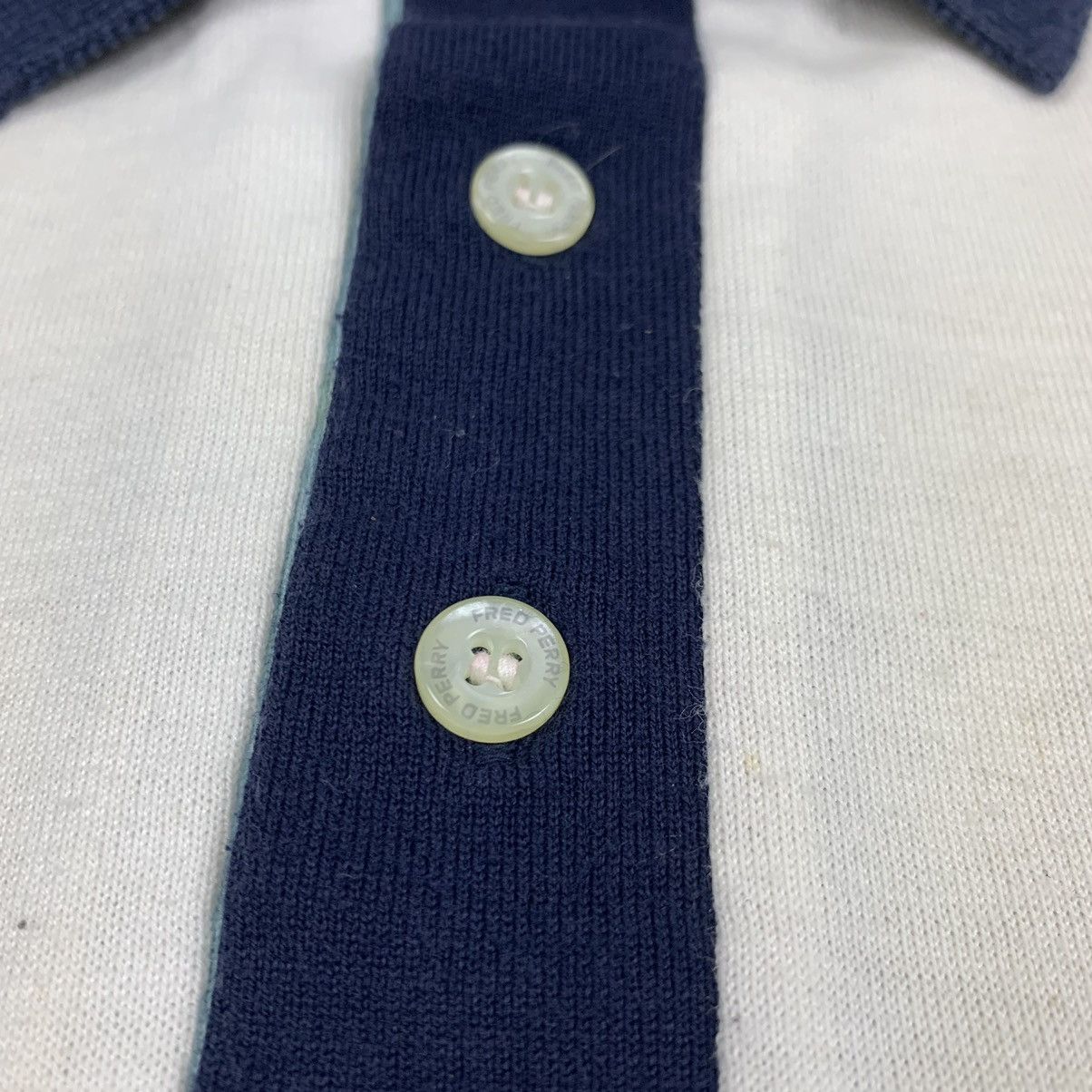Fred Perry Vintage Fred Perry Sports Wear Collar Shirt Size US L / EU 52-54 / 3 - 8 Thumbnail