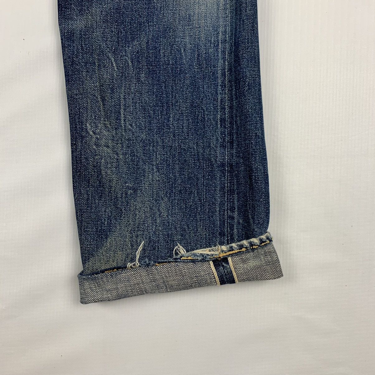 Levi's Vintage Distressed Levi’s Selvedge Denim Jeans Pants Size US 30 / EU 46 - 2 Thumbnail