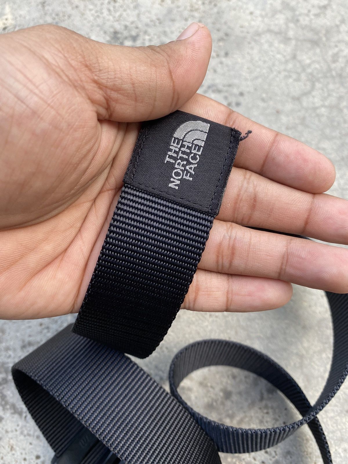 The North Face THE NORTH FACE BELT Adjustable max waist 40” Hiking Pant Size 40 - 4 Thumbnail