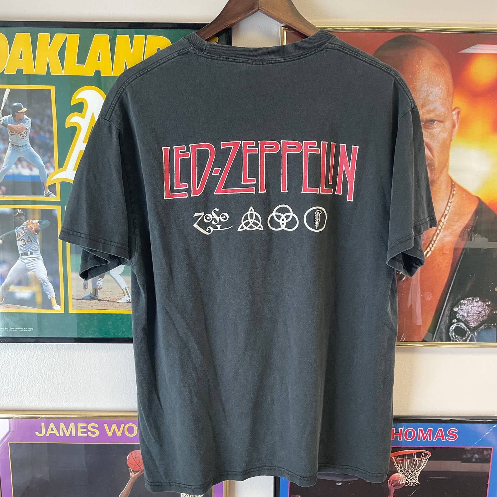 Band Tees 2000s Led Zeppelin Band Tee Size US L / EU 52-54 / 3 - 4 Thumbnail