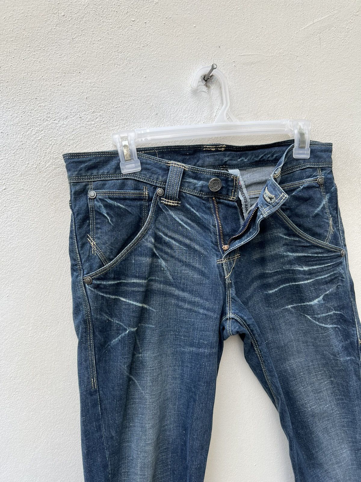 Levi's Vintage 2002 Levi’s Engineered Denim Slim Jeans Size US 29 - 4 Thumbnail