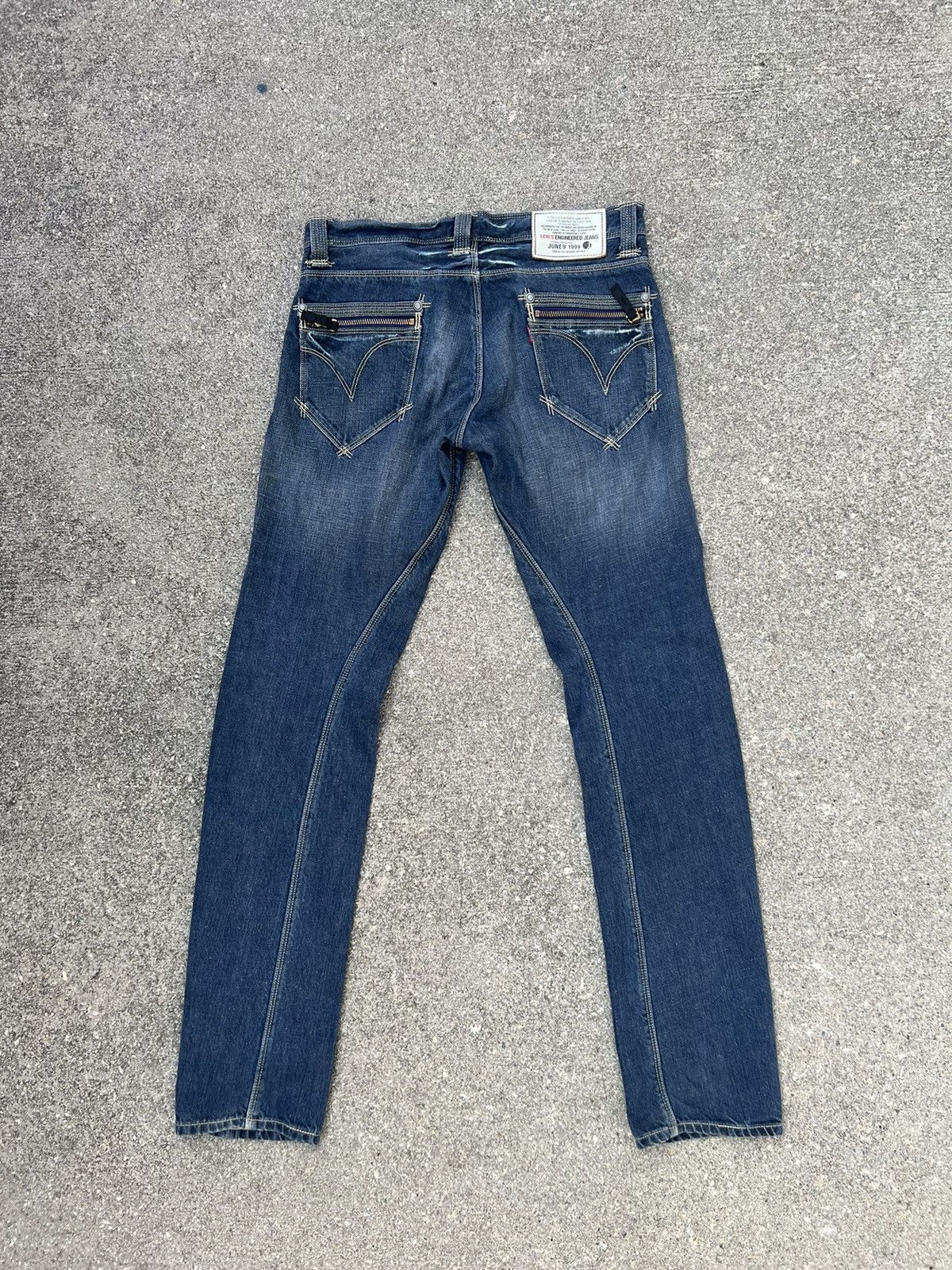 Levi's Vintage 2002 Levi’s Engineered Denim Slim Jeans Size US 29 - 2 Thumbnail