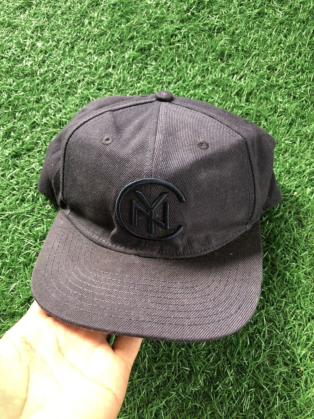 H&M snapback Cap NYC embroidery Logo