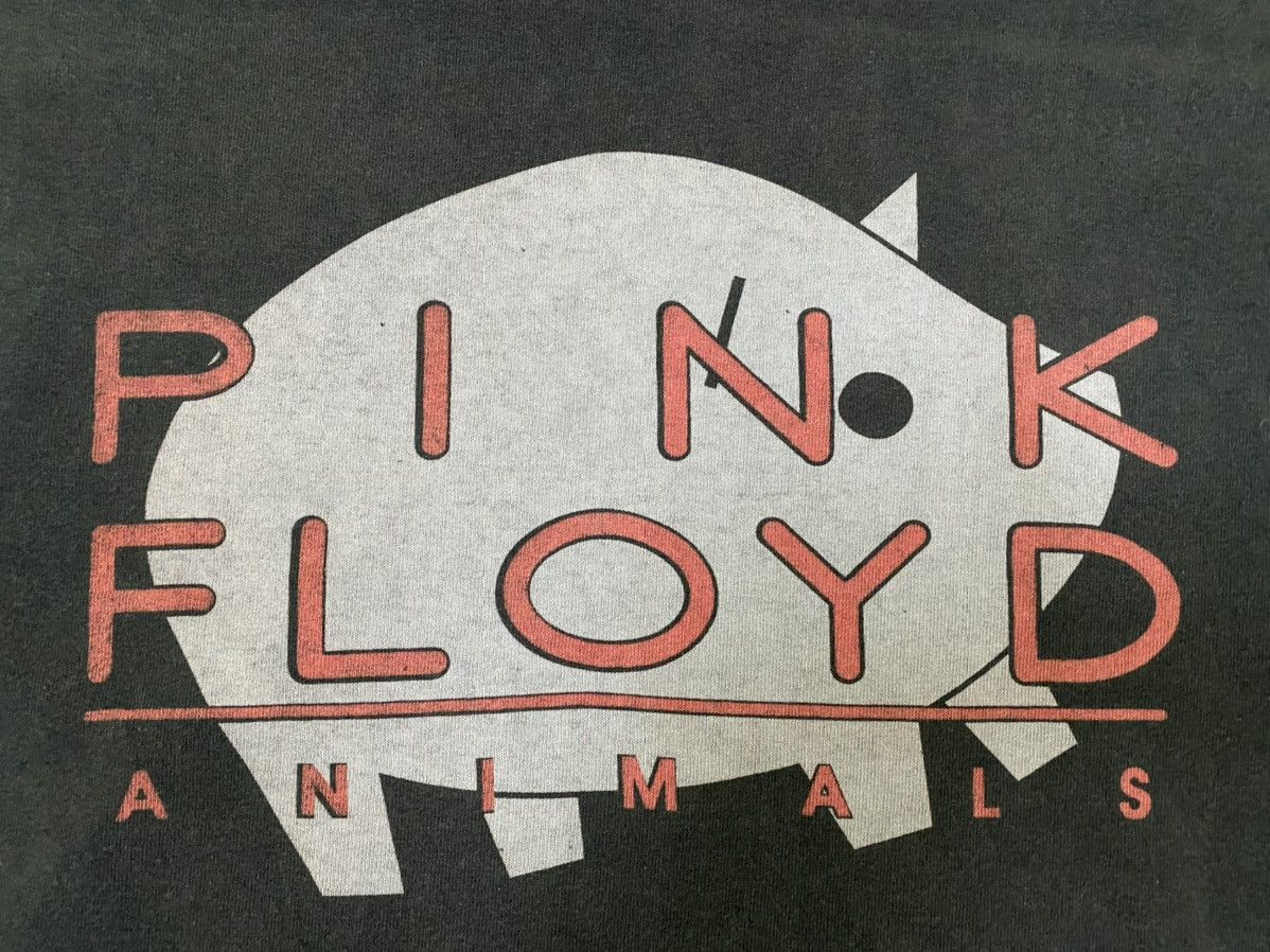 Band Tees vintage 1992 PINK FLOYD animal full print album t-shirts Size US L / EU 52-54 / 3 - 5 Thumbnail