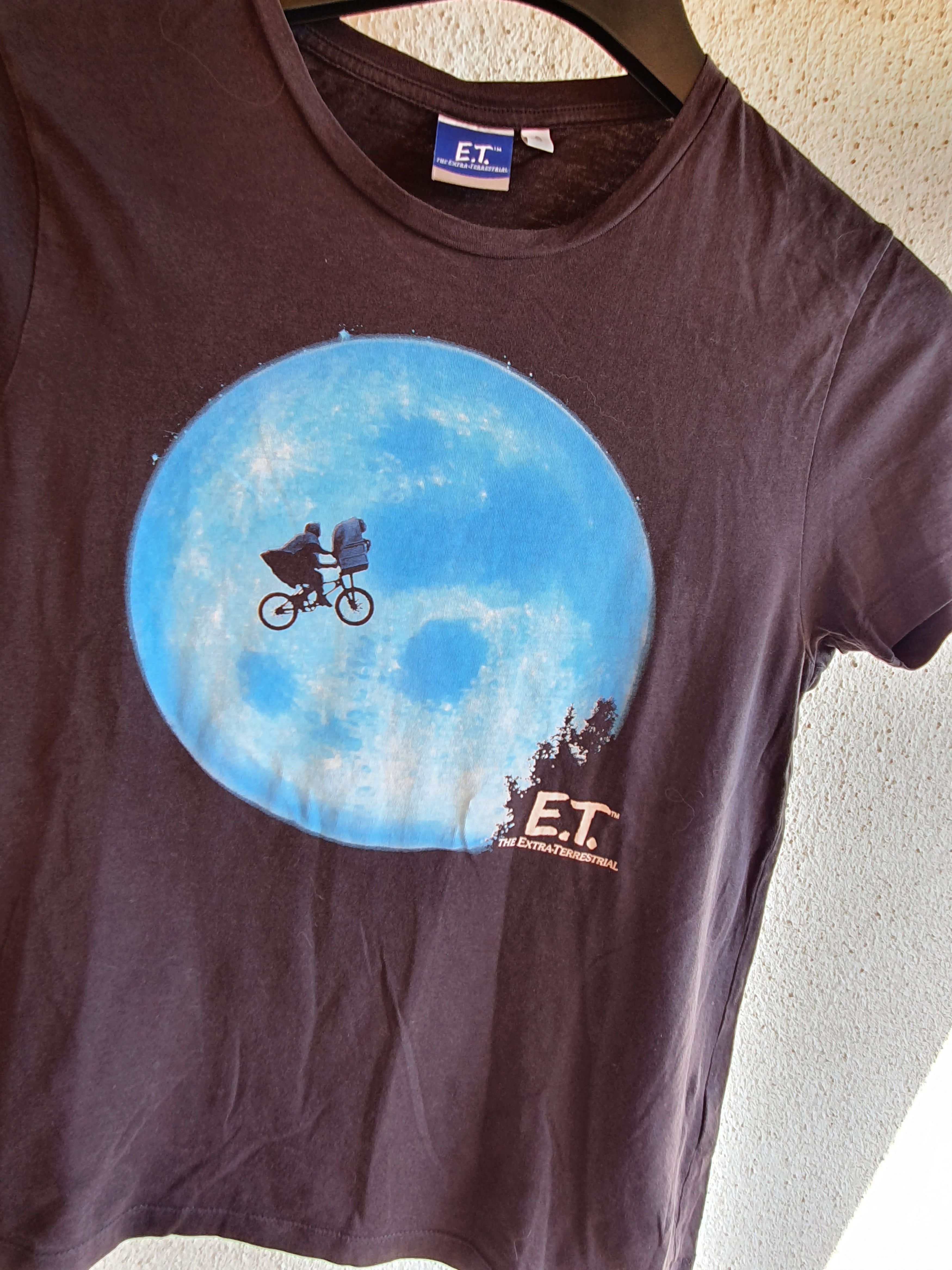 Universal Studios E.T. THE EXTRA-TERRESTRIAL Universal Studios W' tee,sz S Size US S / EU 44-46 / 1 - 3 Thumbnail
