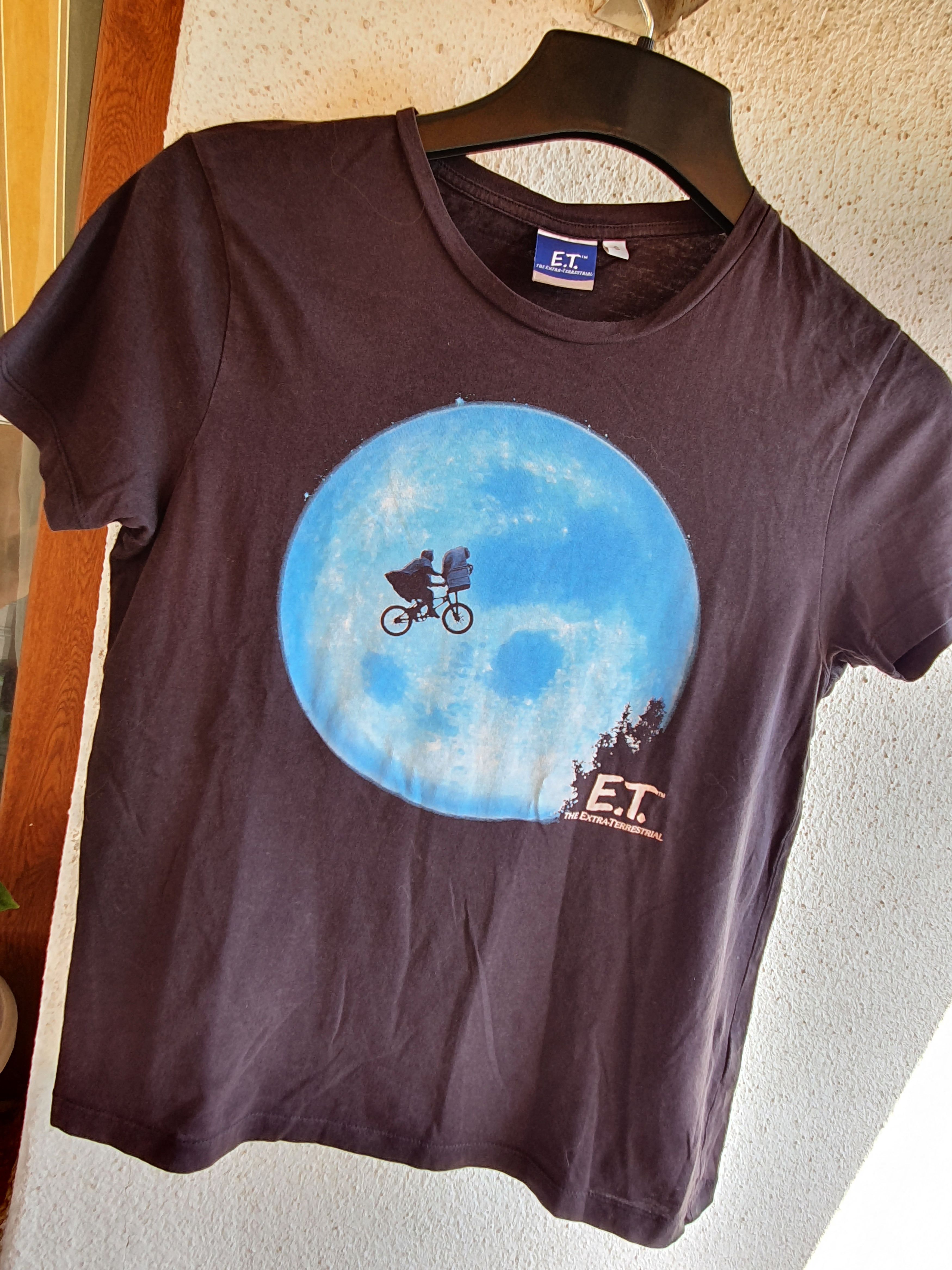 Universal Studios E.T. THE EXTRA-TERRESTRIAL Universal Studios W' tee,sz S Size US S / EU 44-46 / 1 - 1 Thumbnail