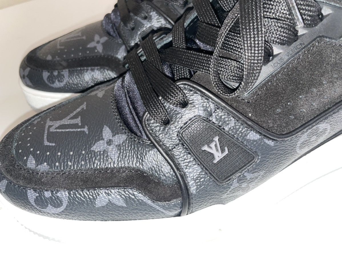 Louis Vuitton Louis vuitton Monogram canvas sneakers Size US 8 / EU 41 - 12 Thumbnail