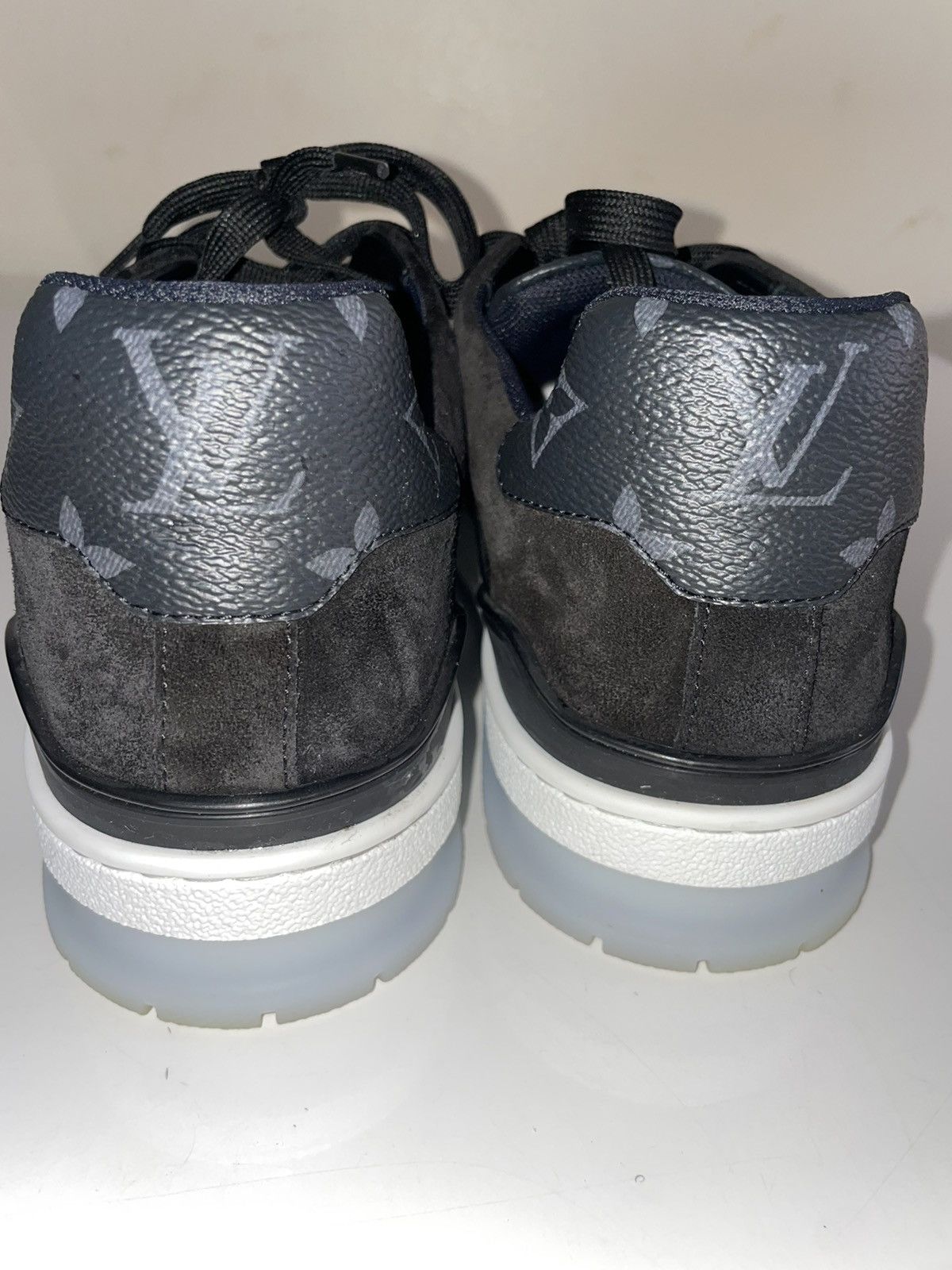Louis Vuitton Louis vuitton Monogram canvas sneakers Size US 8 / EU 41 - 9 Thumbnail