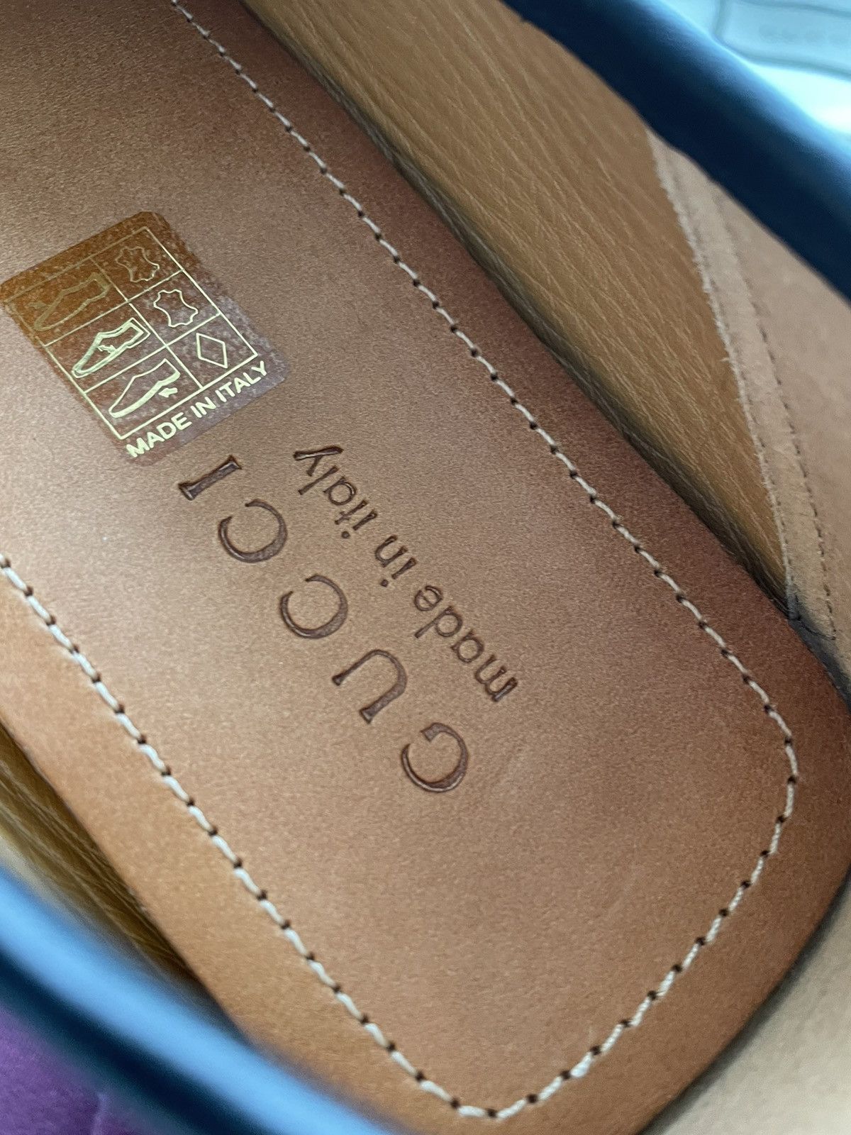 Gucci Rare Iconic Brand New Runway Velvety Bee Leather Loafer Shoe Size US 8.5 / EU 41-42 - 13 Thumbnail