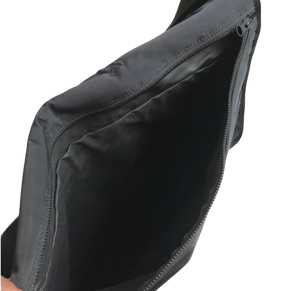 A.P.C. × Japanese Brand × Porter Authentic Luggage Label Japan X A.P.C Paris Yoshida & Co Bag Size ONE SIZE - 9 Thumbnail