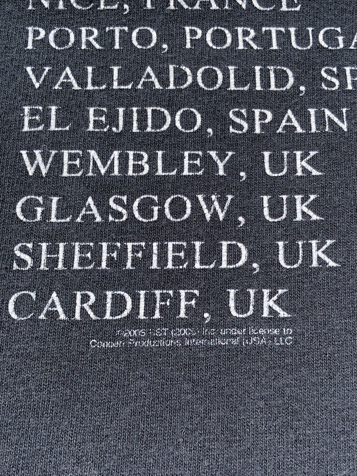 Band Tees Vintage 2006 Rolling Stones Black Tee (Pink Floyd) Size US S / EU 44-46 / 1 - 10 Thumbnail