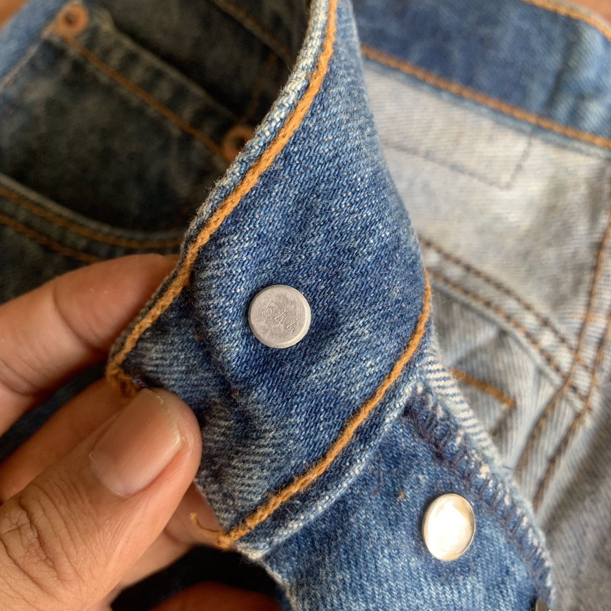 Levi's × Vintage 💥 1980’s VINTAGE LEVI’S JEANS LEVIS DENIM PANTS WAIST 24 Size US 26 / EU 42 - 8 Thumbnail