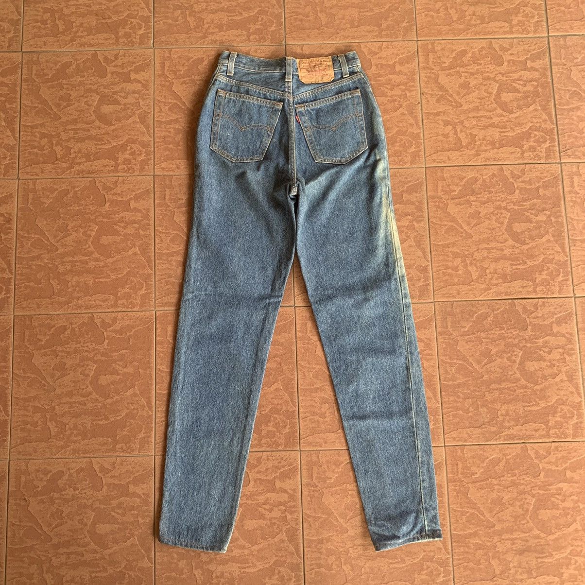 Levi's × Vintage 💥 1980’s VINTAGE LEVI’S JEANS LEVIS DENIM PANTS WAIST 24 Size US 26 / EU 42 - 11 Thumbnail