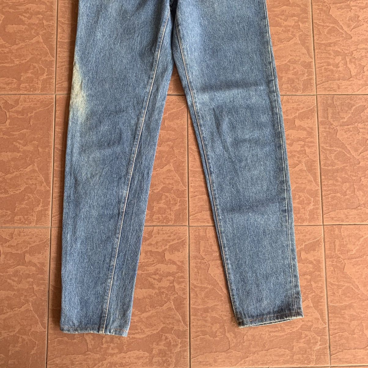 Levi's × Vintage 💥 1980’s VINTAGE LEVI’S JEANS LEVIS DENIM PANTS WAIST 24 Size US 26 / EU 42 - 3 Thumbnail