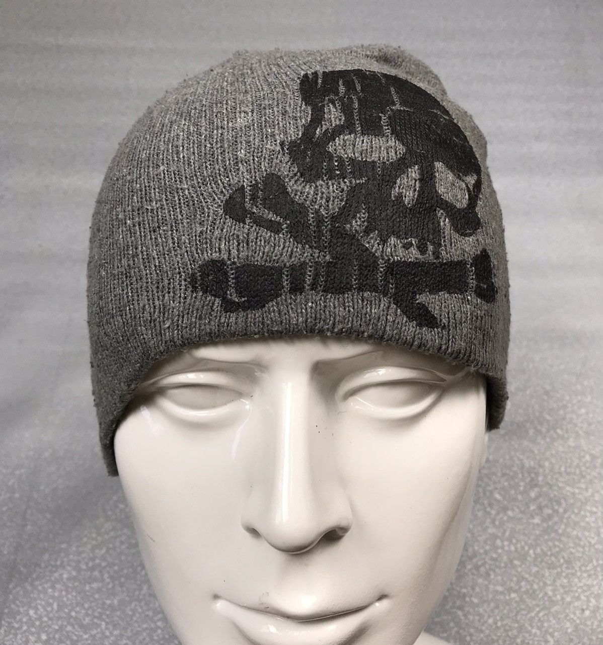 skulls beanie hat