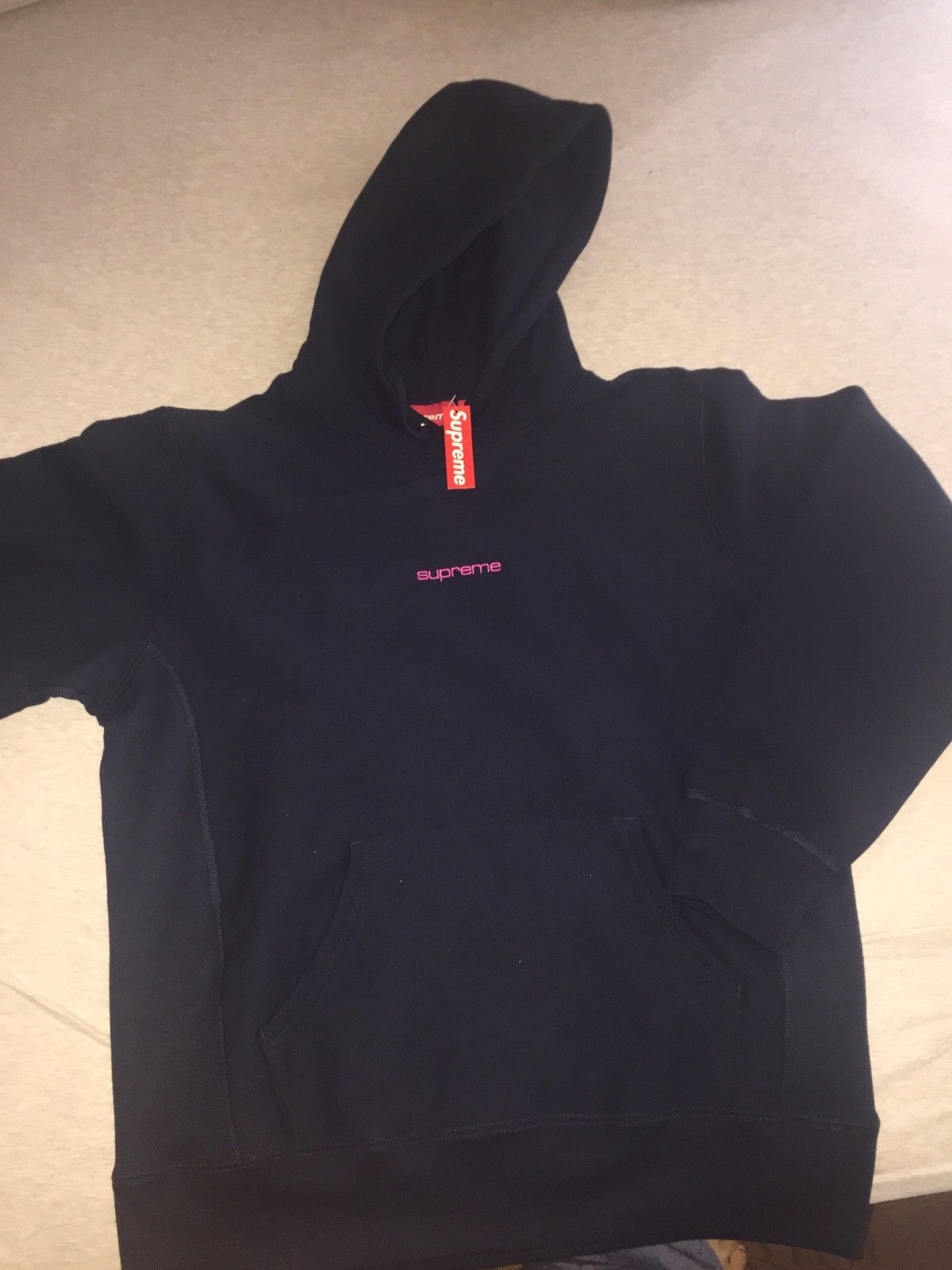 supreme compact logo fooded sweatshirt 【公式通販】