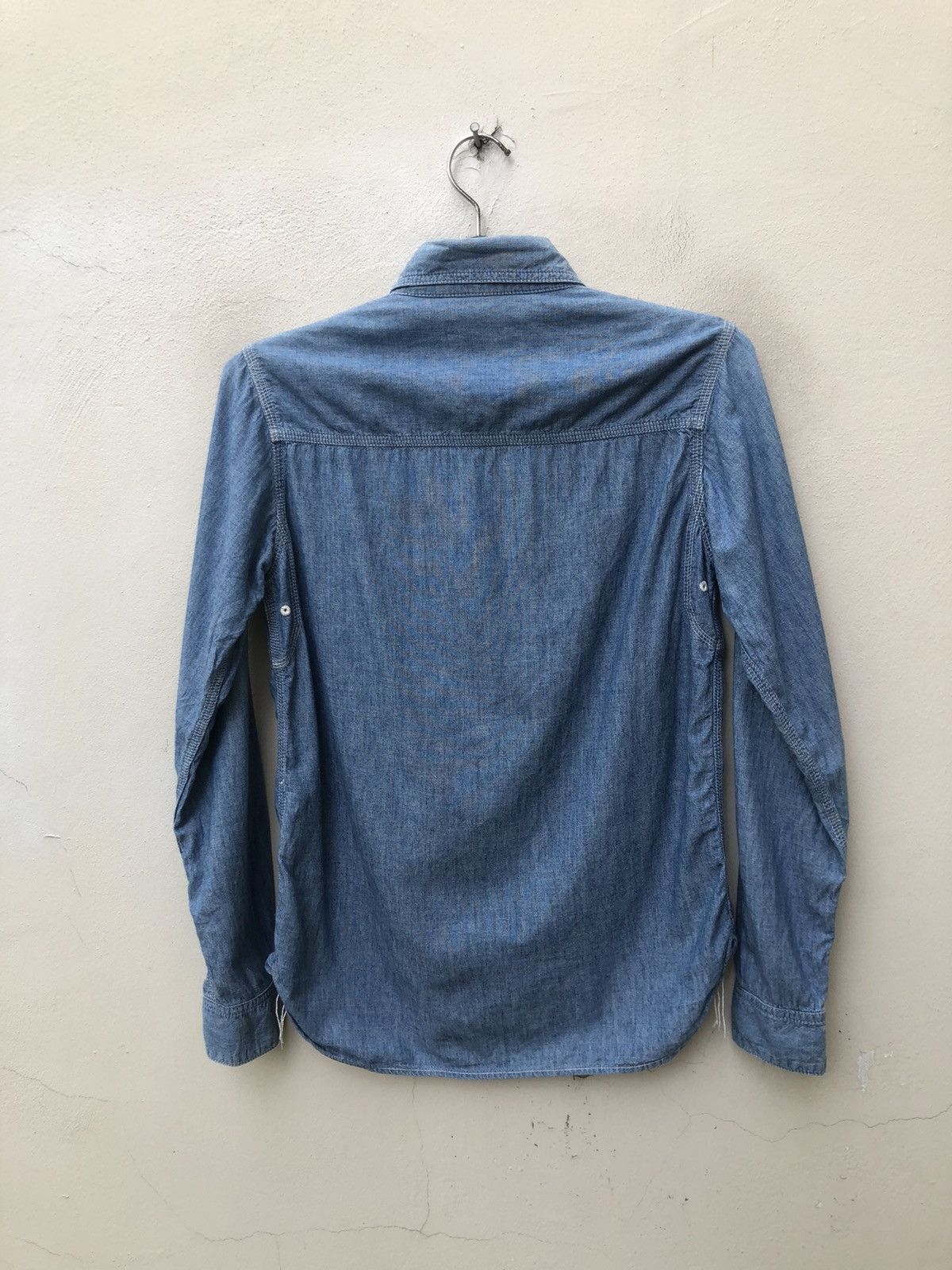 *A VONTADE A Vontade X Toki Shirazu Blue Chambray Work Shirt Size US S / EU 44-46 / 1 - 13 Thumbnail