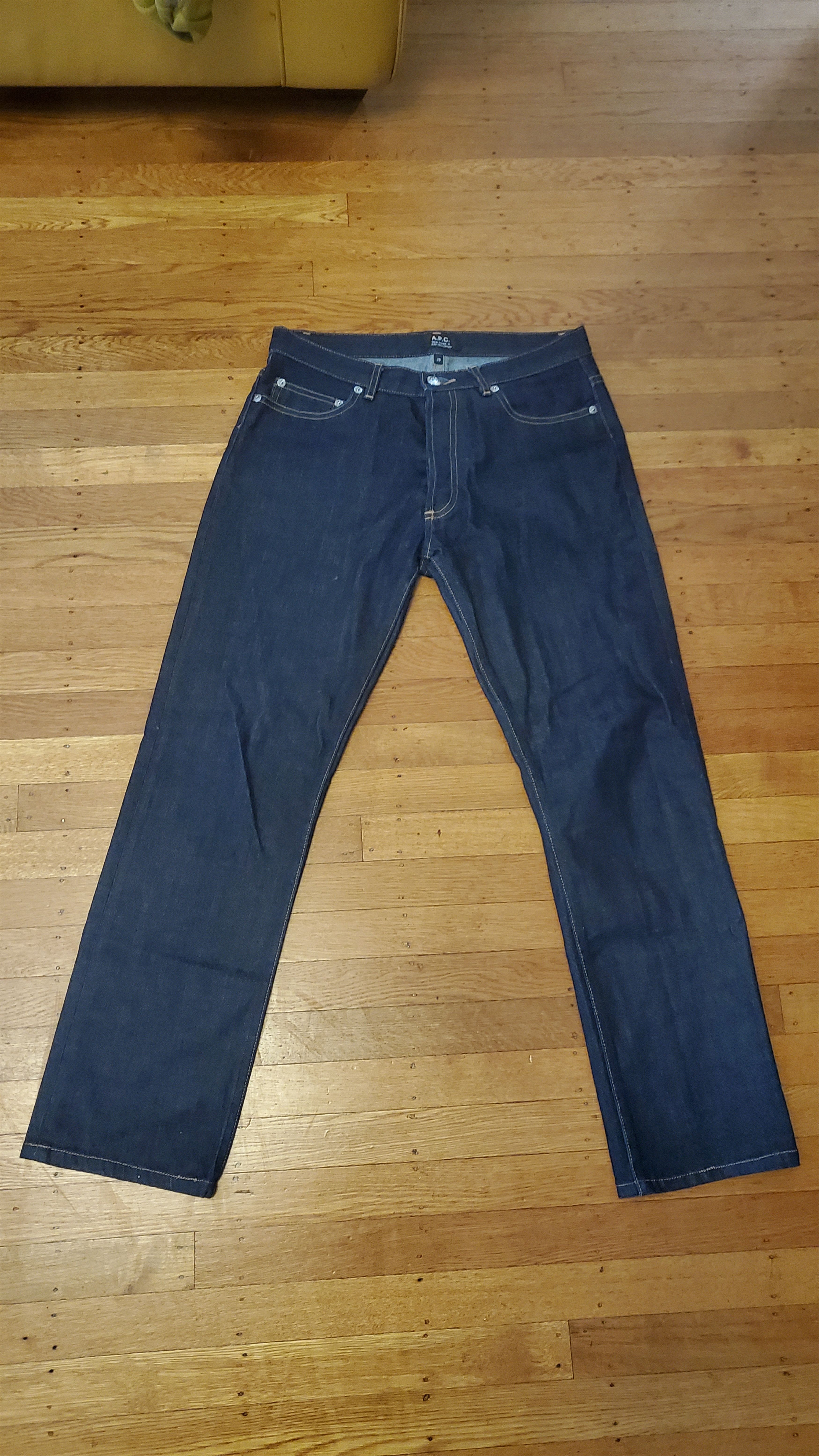 Shops apc new cure h jean tres etroit