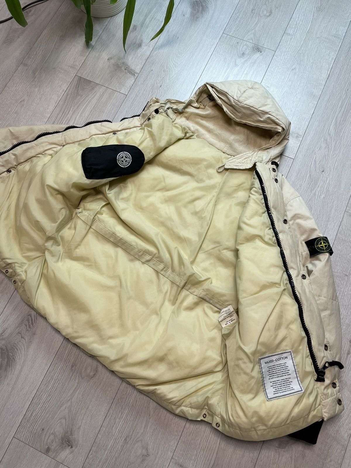Stone Island × Vintage 1999 A/W Archivio Stone Island Waxed Cotton Down Jacket Rare Size US L / EU 52-54 / 3 - 23 Thumbnail