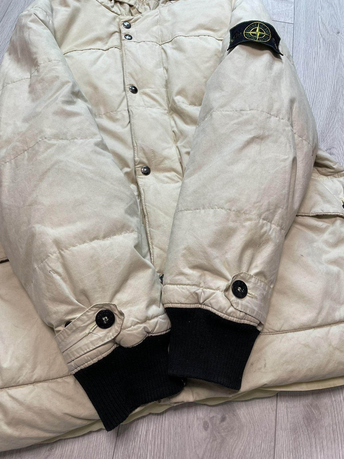 Stone Island × Vintage 1999 A/W Archivio Stone Island Waxed Cotton Down Jacket Rare Size US L / EU 52-54 / 3 - 13 Thumbnail