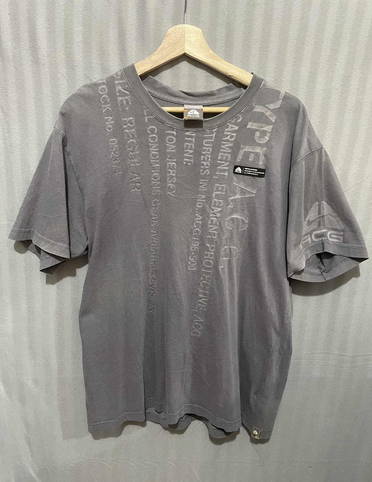 Vintage Nike ACG shirt - Main Image