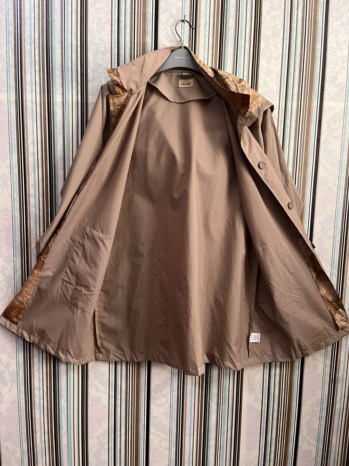 Alviero Martini 1a classe fishtail hoodies #C1 Size US M / EU 48-50 / 2 - 5 Thumbnail