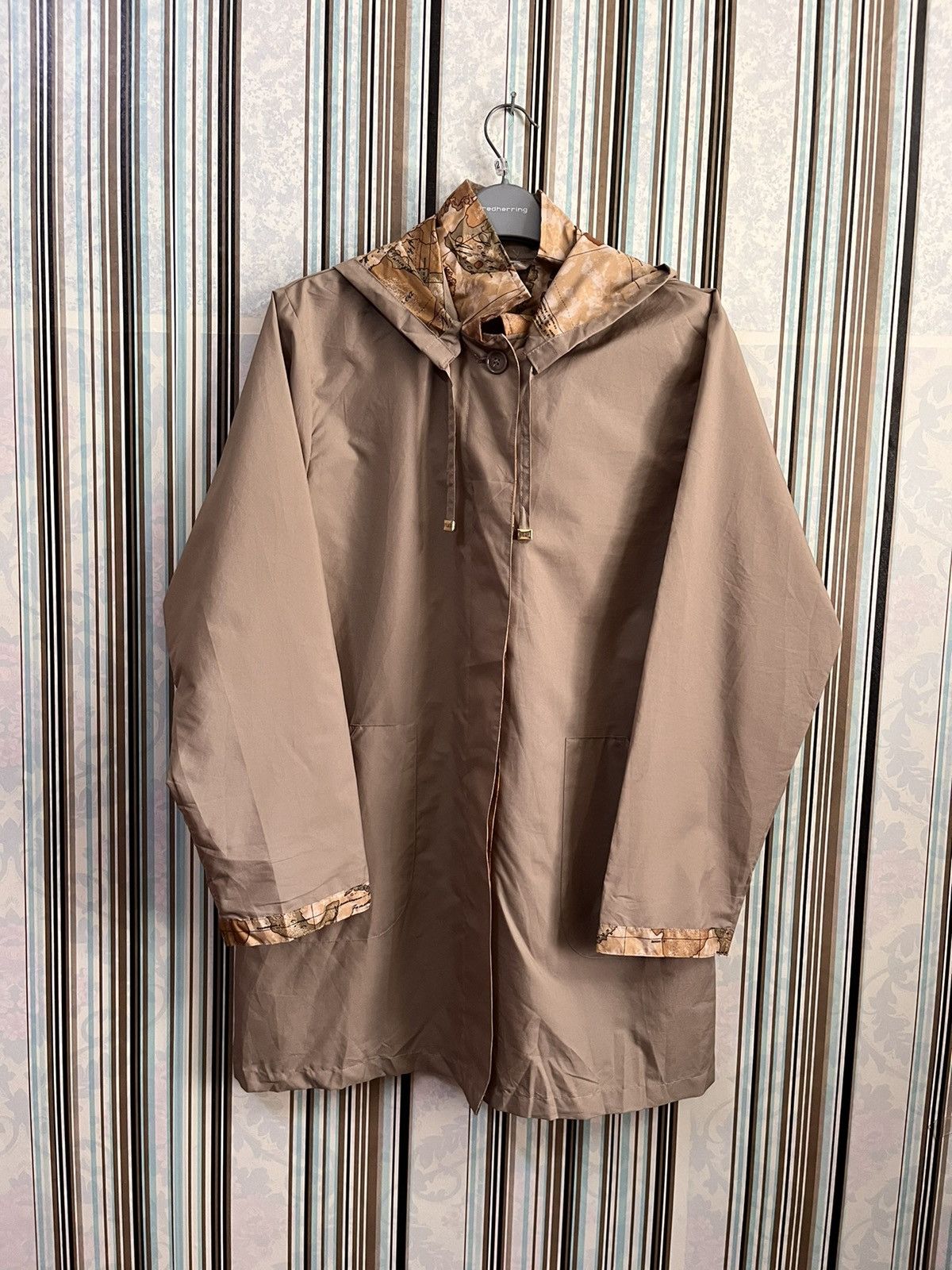 Alviero Martini 1a classe fishtail hoodies #C1 Size US M / EU 48-50 / 2 - 3 Thumbnail