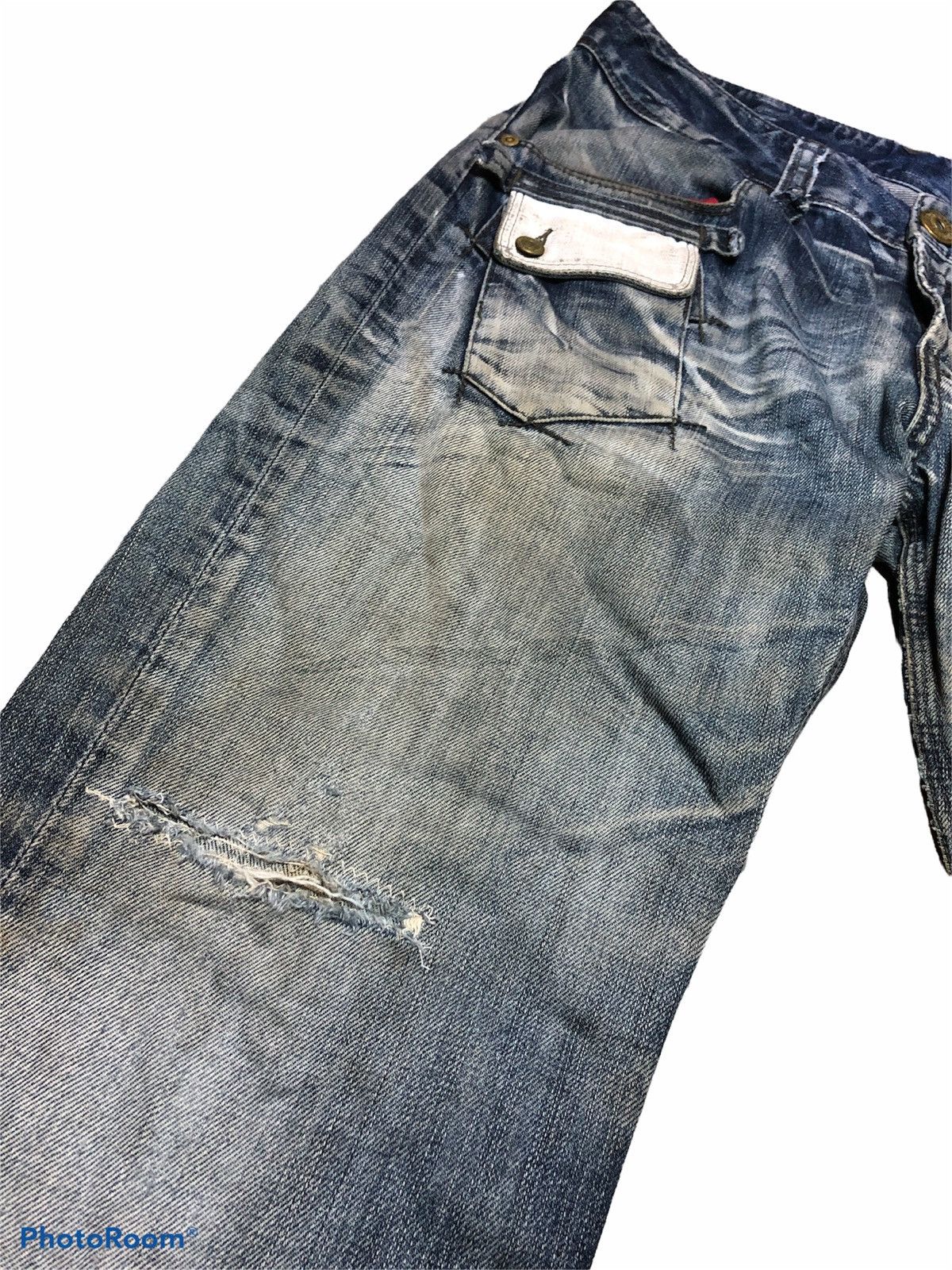 Japanese Brand ⚡️FLARED⚡️RATTLE TRAP DISTRESSED FLARE DENIM Size US 32 / EU 48 - 5 Thumbnail
