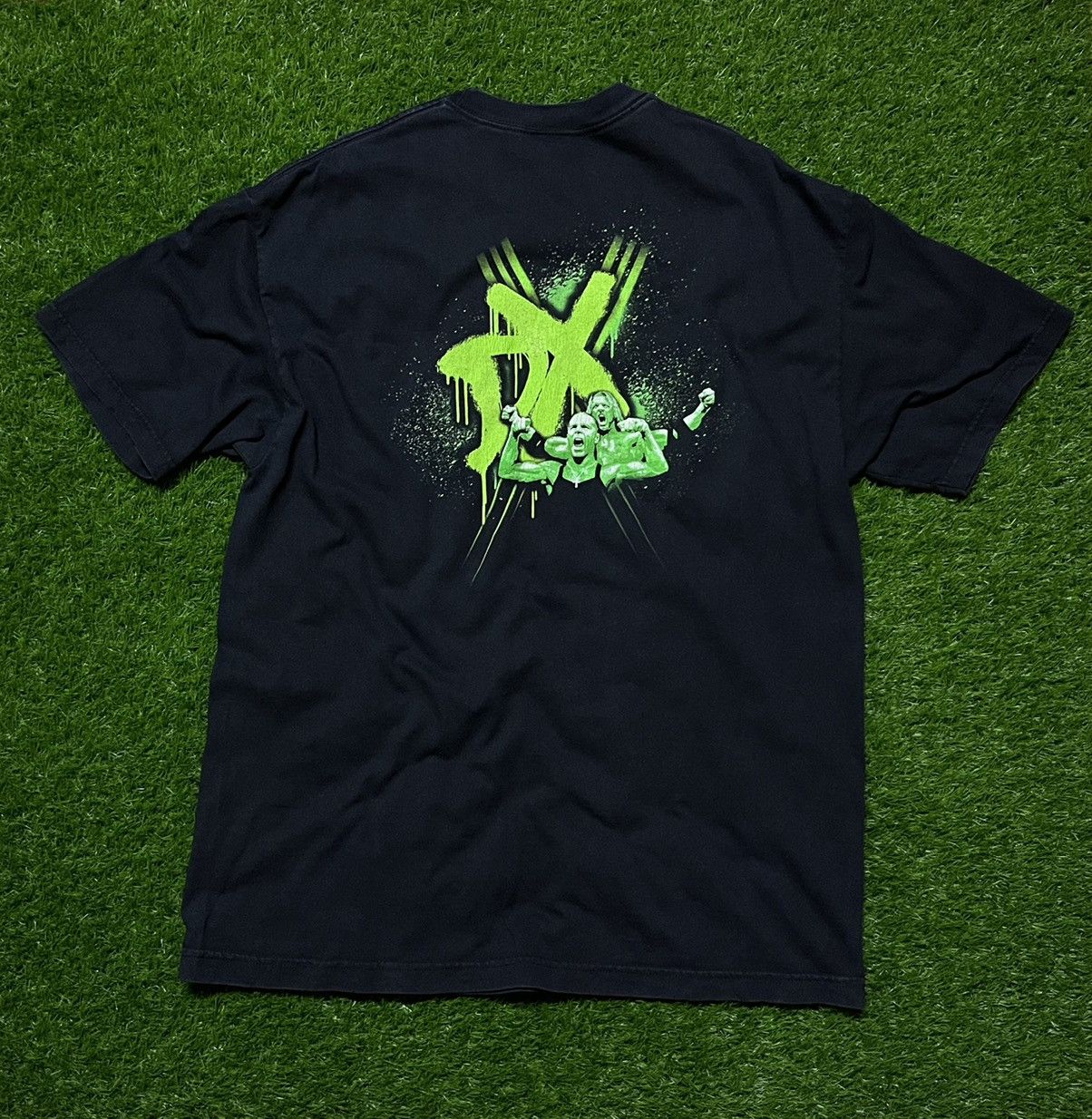 Sports Specialties Vintage D-Generation-X “Triple H & Shawn Michaels” Tshirt Size US XL / EU 56 / 4 - 4 Thumbnail