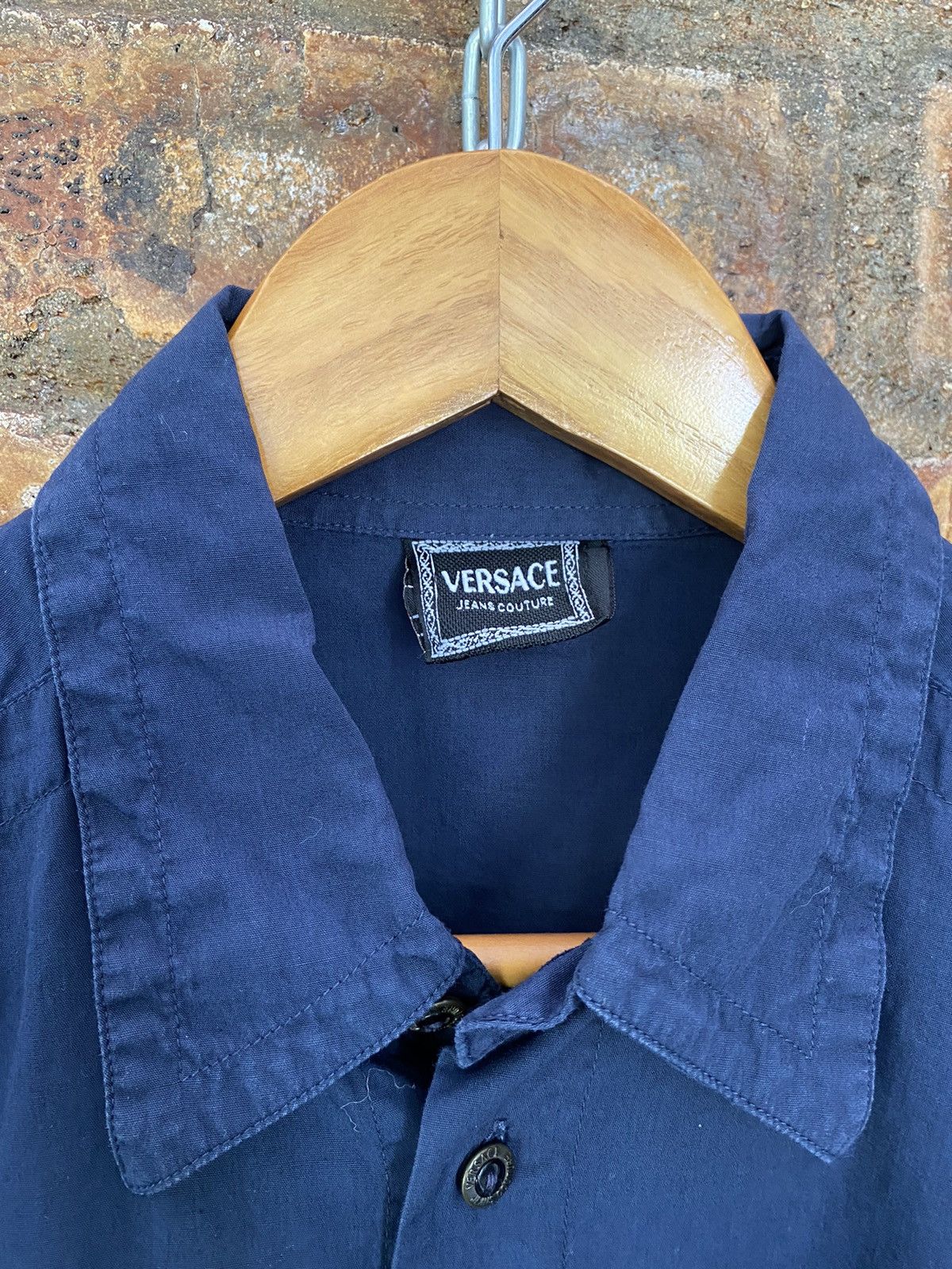Versace Jeans Couture 90s Versace double pocket light shirt Size US L / EU 52-54 / 3 - 7 Thumbnail