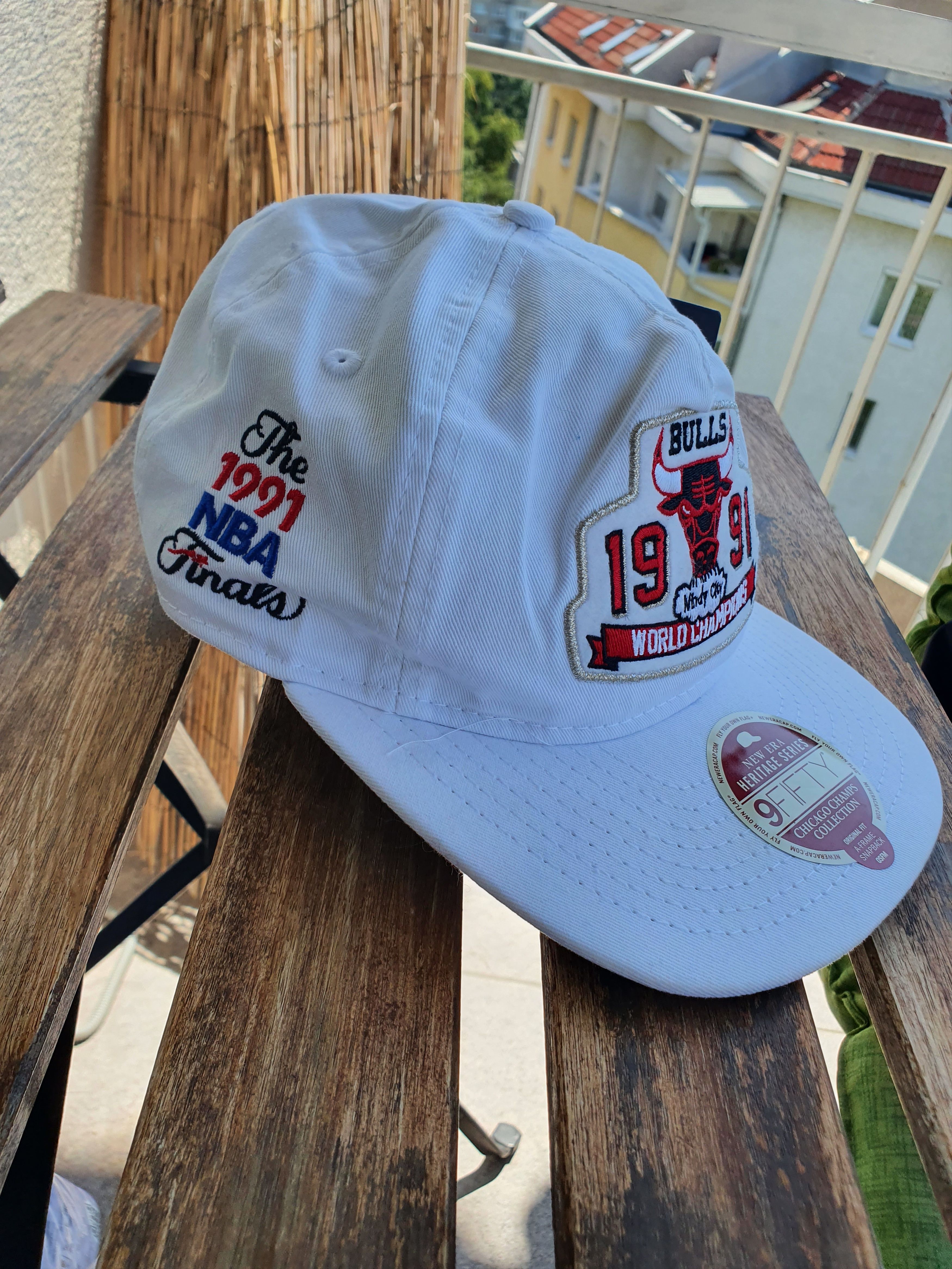 NBA × New Era Chicago Bulls 1991 Champions New Era Heritage Series hat Size ONE SIZE - 8 Thumbnail