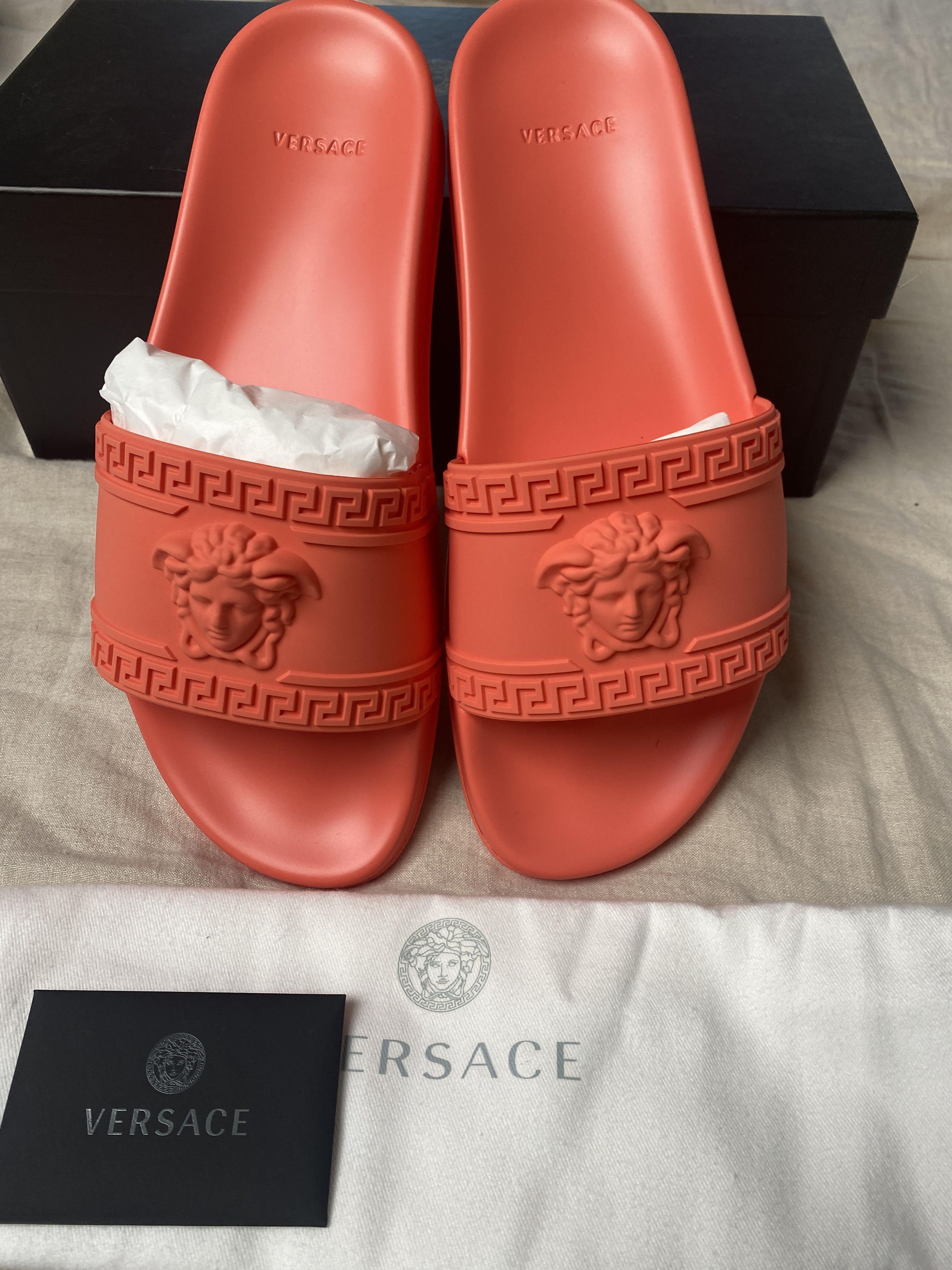 Versace versace medusa bright coral slides pool Size US 12 / EU 45 - 2 Thumbnail