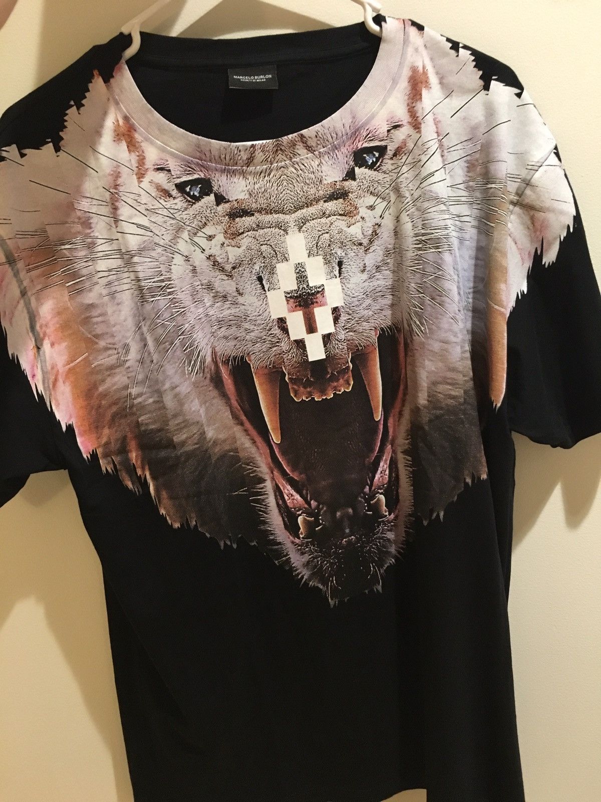 Rough sleep erosion sædvanligt Marcelo Burlon Marcelo Burlon Lion Print T-shirt | Grailed