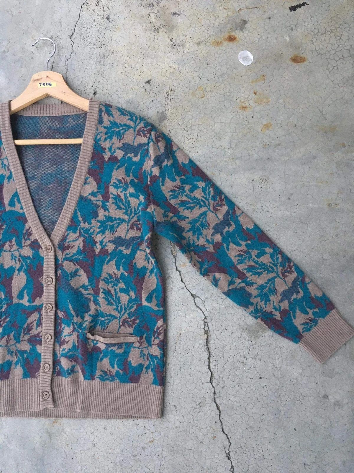 Aran Isles Knitwear × Designer 📌Cardigan Luxury Fully Printed Pullover Knitted Pattern Size US S / EU 44-46 / 1 - 2 Thumbnail