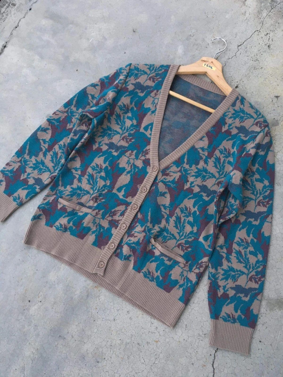 Aran Isles Knitwear × Designer 📌Cardigan Luxury Fully Printed Pullover Knitted Pattern Size US S / EU 44-46 / 1 - 3 Thumbnail